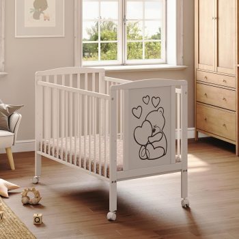 Lettino con materasso 60x120 cm Luca-Mia – Lettino in legno con sbarre, design cuore